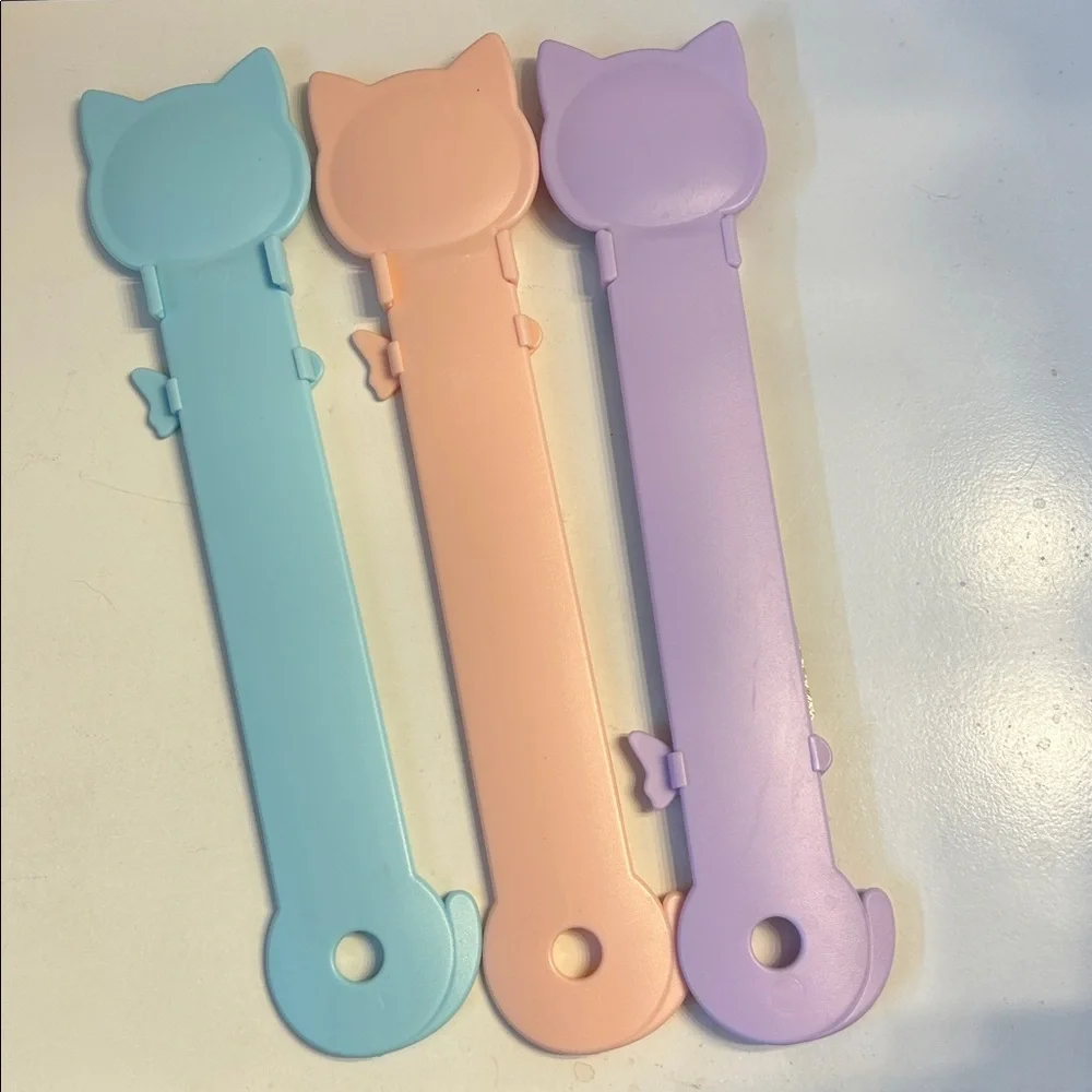 Cat-Shaped treat squeeze spoon